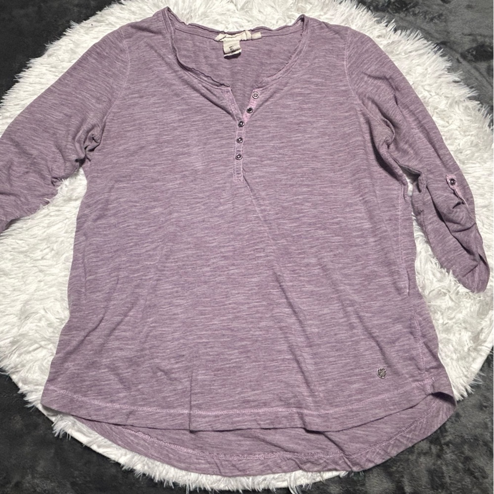 H&M label of greater good shirt LOGG